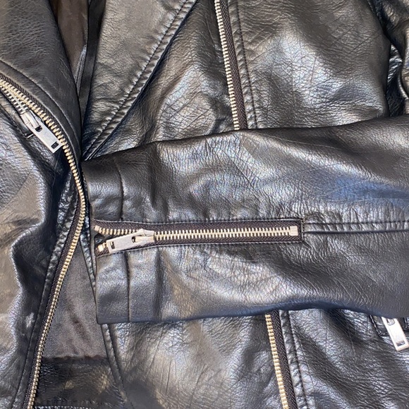 B.YOUNG Vegan Leather Jacket Size 36 (small) - Picture 4 of 4